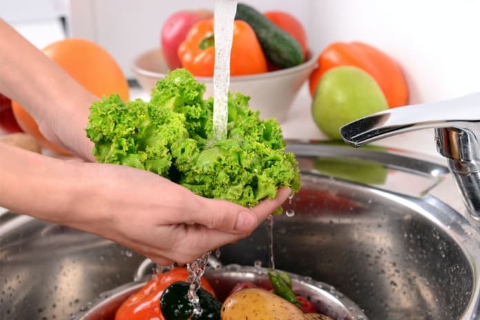 4 Ways to Wash Your Fruits and Vegetables Properly